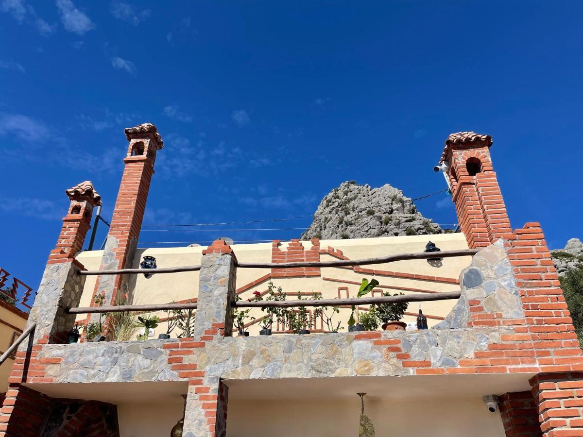 Riad Bab Mahruk Šafšawán Exteriér fotografie